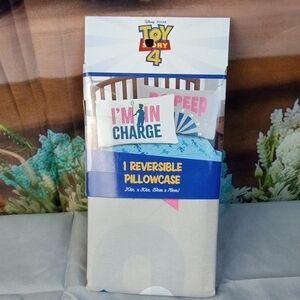 🛝 Toy Story 4 Reversible Pillowcase